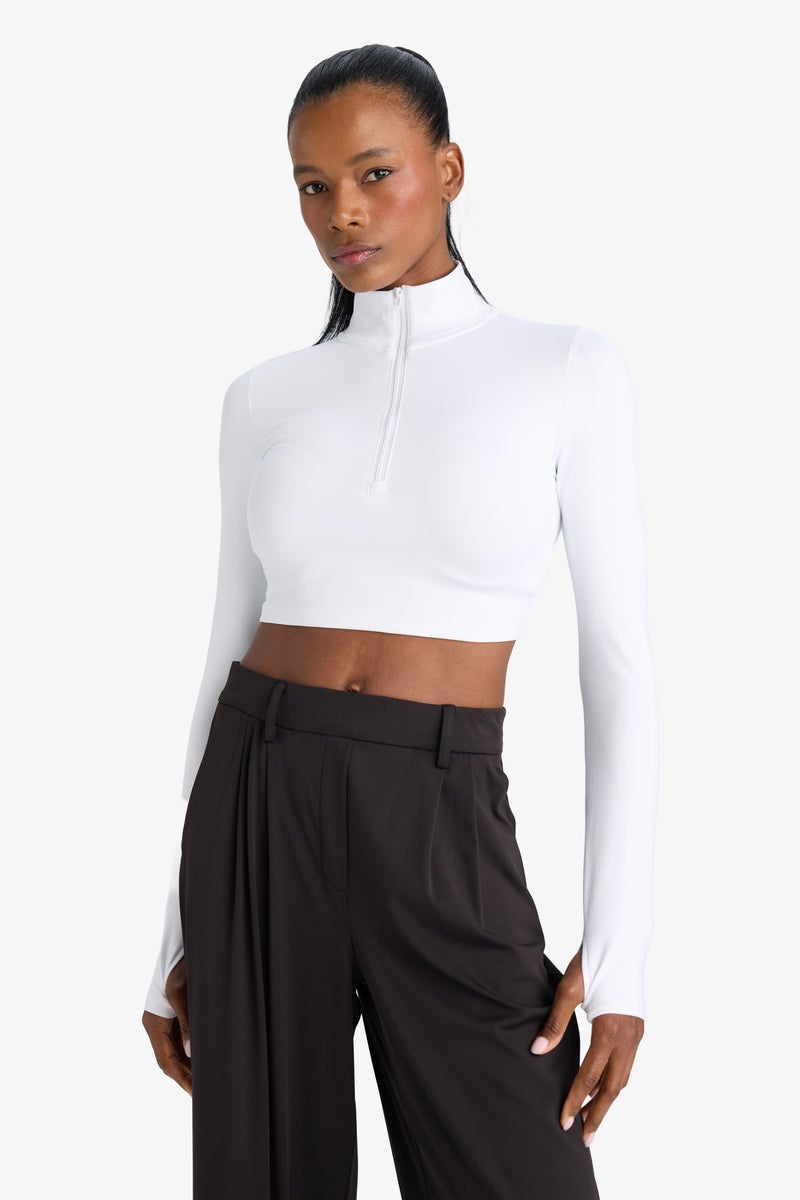 DeFacto White Woman DeFactoFit Slim Fit Collar Soft Inside Stretchy Fabric T-Shirt Casual - Image 3